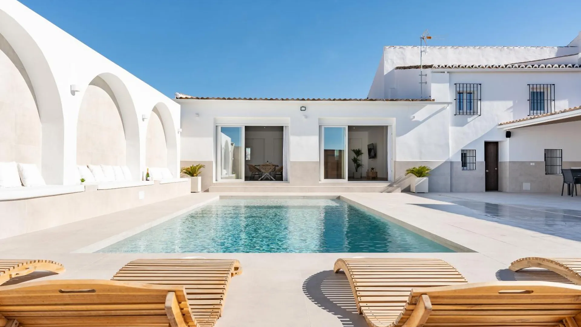 Malagasuite Villa Nomada El Torcal Antequera