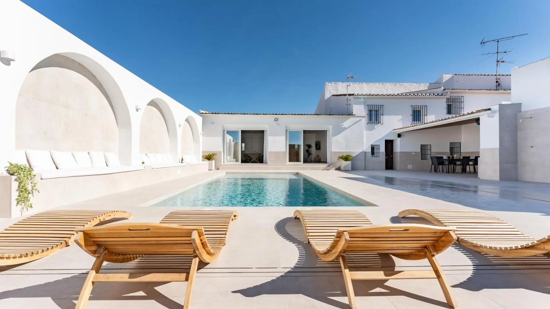 Malagasuite Villa Nomada El Torcal Antequera
